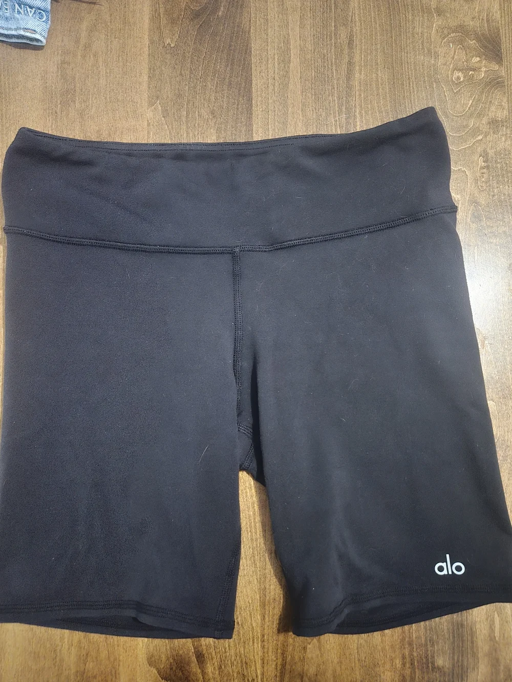 ALO Yoga Women’s Black High-Rise Biker Shorts